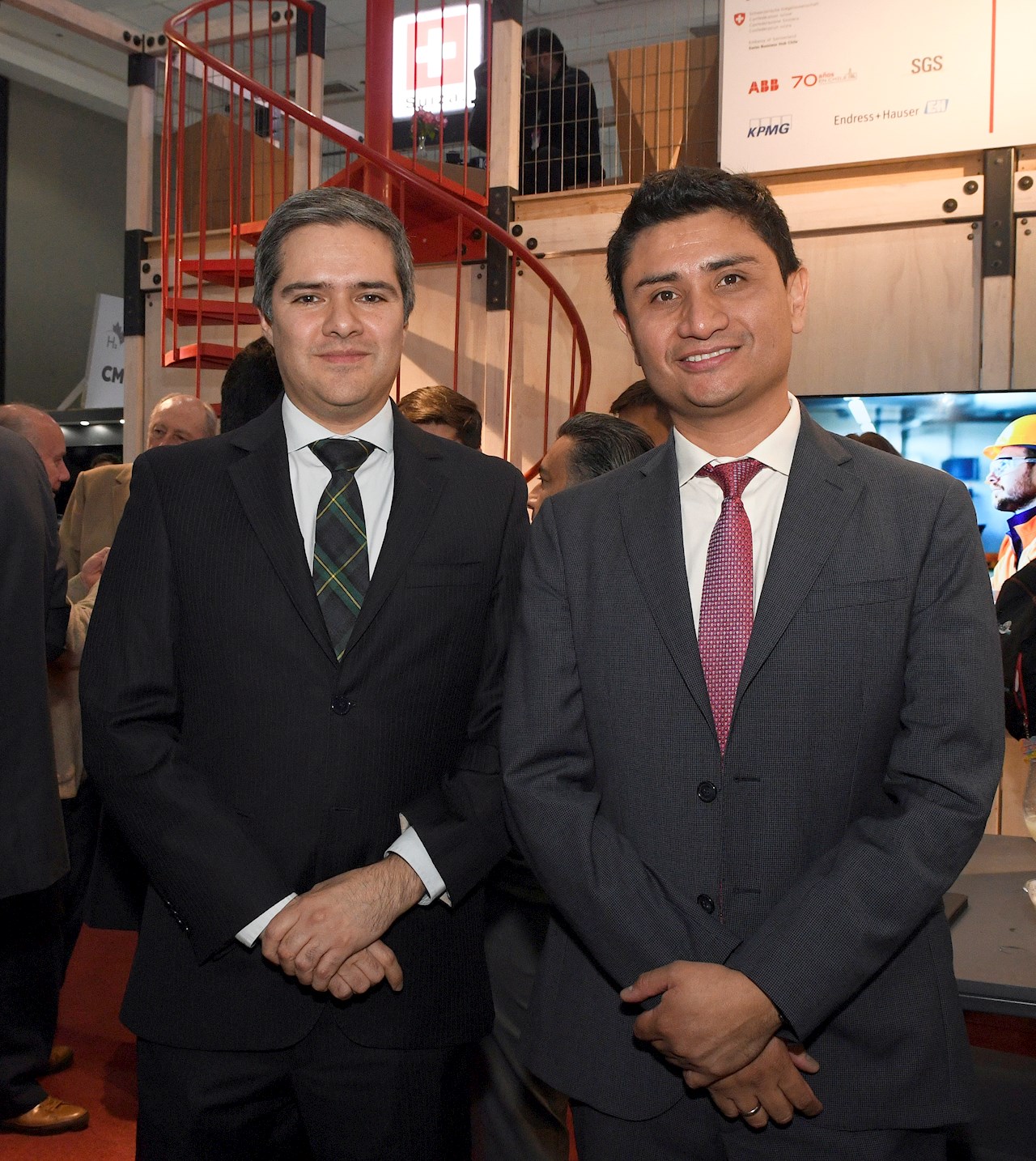 Andrés Palomino, Energy Industries Latam Sales Manager de ABB junto a Luis Felipe Ramos, subsecretario de Energía del Gobierno de Chile.