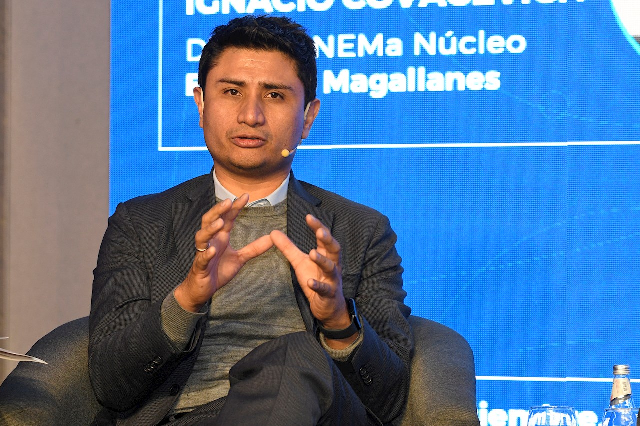 Andrés Palomino, Energy Industries Latam Sales Manager de ABB en el panel “Hidrógeno verde: Investigación, desarrollo e innovación tecnológica para una economía baja en carbono”