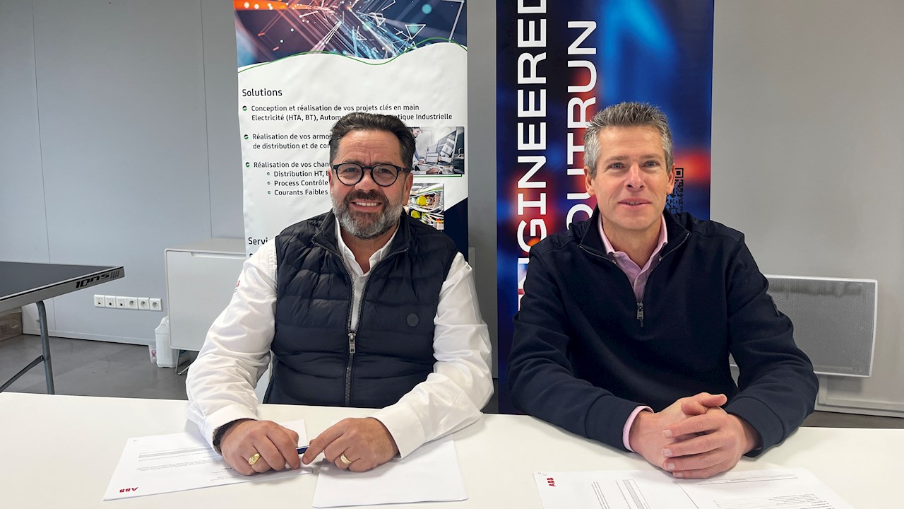 Louis-Christophe Delgado, Local Division Manager ABB France et Eric Vandenbulcke, Chief Executive Officer Pouchain