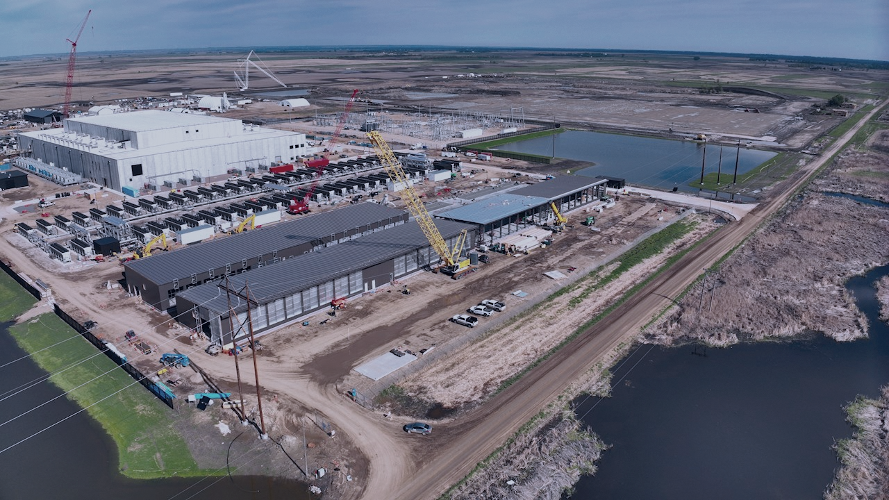 The partnership with Applied Digital is introducing innovative power architecture for large-scale, AI-ready data centers