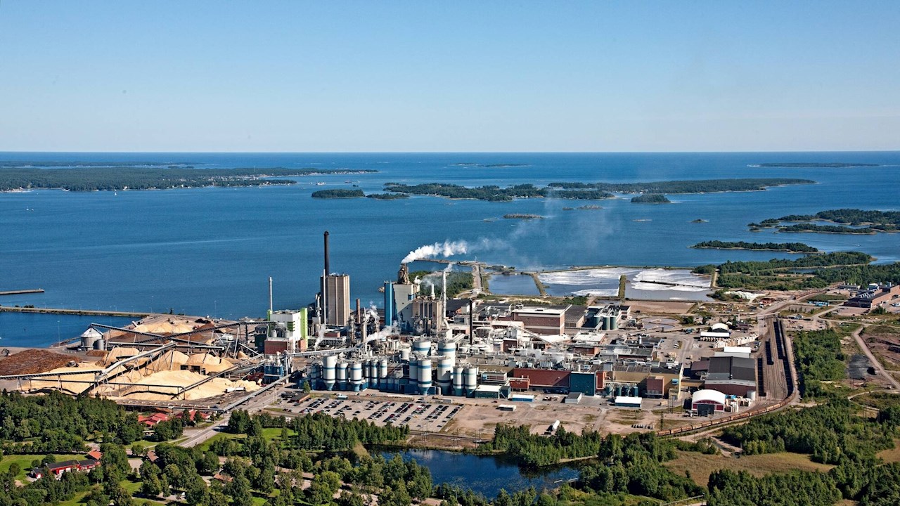 ABB signs modernization agreement with Billerud to future-proof operations