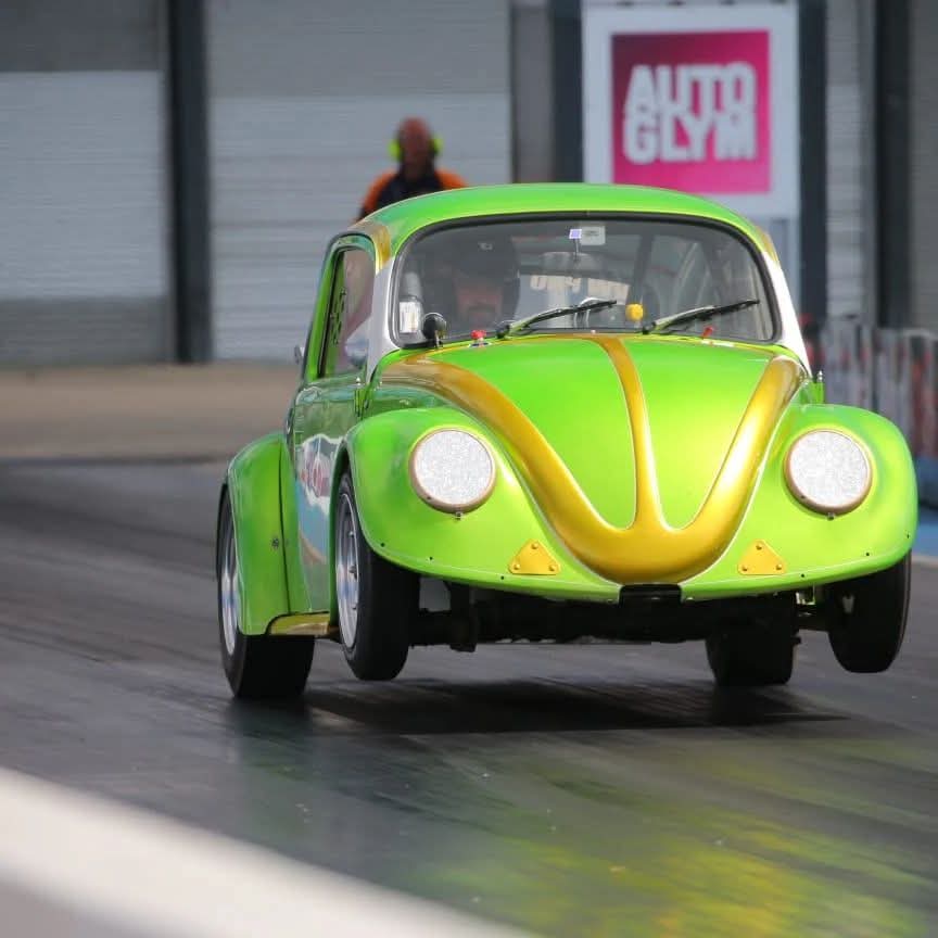 A keen drag-racing enthusiast, Chris Poyner has recently
undertaken his own alternative fuel project, recently installed
a methanol-fueled engine in his beloved Volkswagen Beetle.