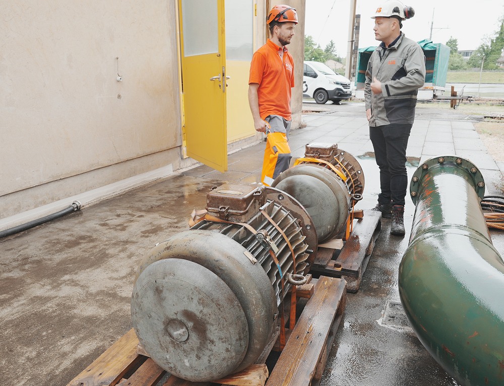 ... welche die beiden MFO-Motoren aus dem Jahr 1967 ersetzen, deren Recycling ABB organisiert hat.