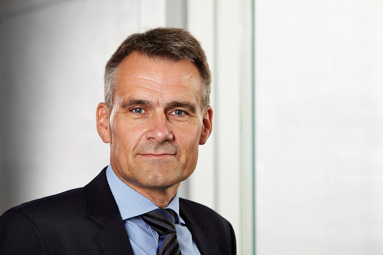 Allerede i 2030 vil datacentres kapacitet være tredoblet i forhold til i dag,
siger Henrik Hansen, direktør for Datacenter Industrien.