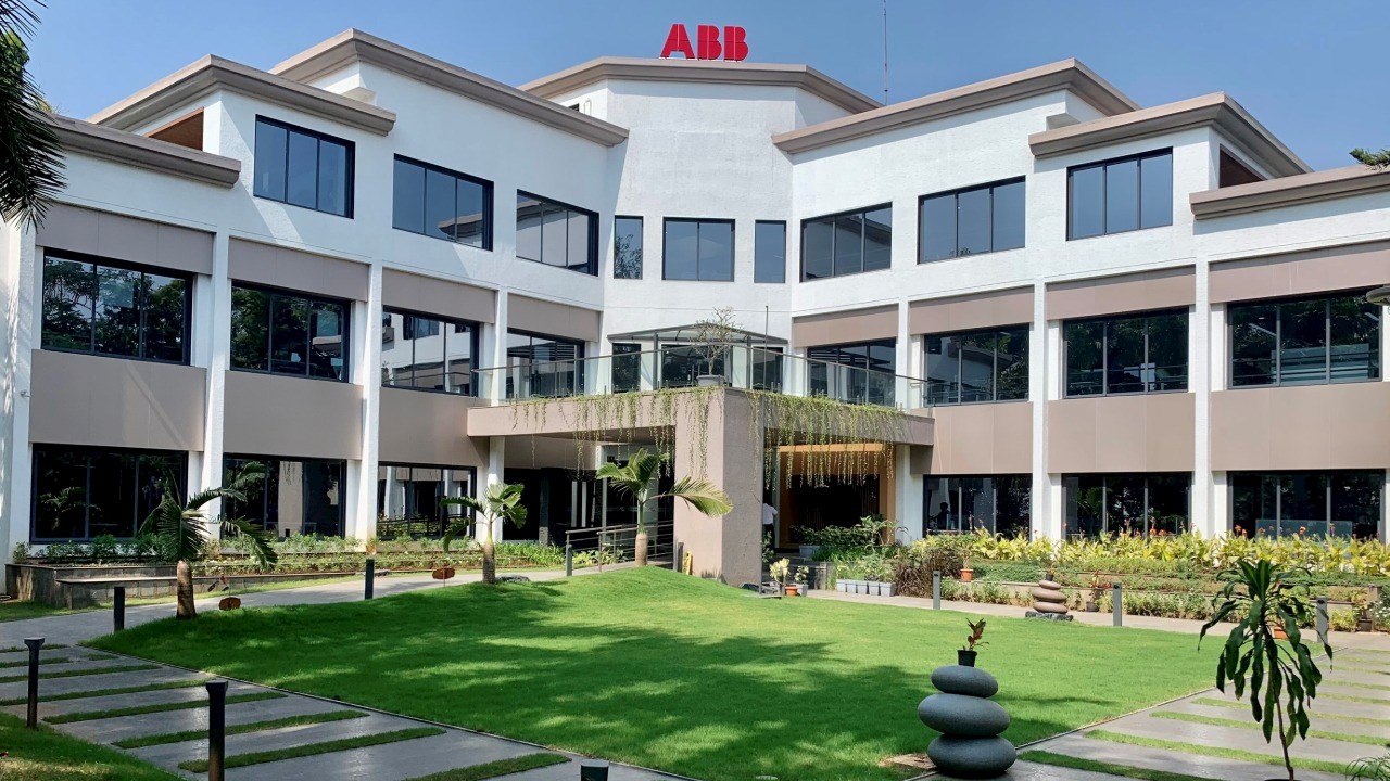 ABB investerar cirka 75 miljoner dollar i Indien för att utöka tillverkning och FoU för viktiga segment