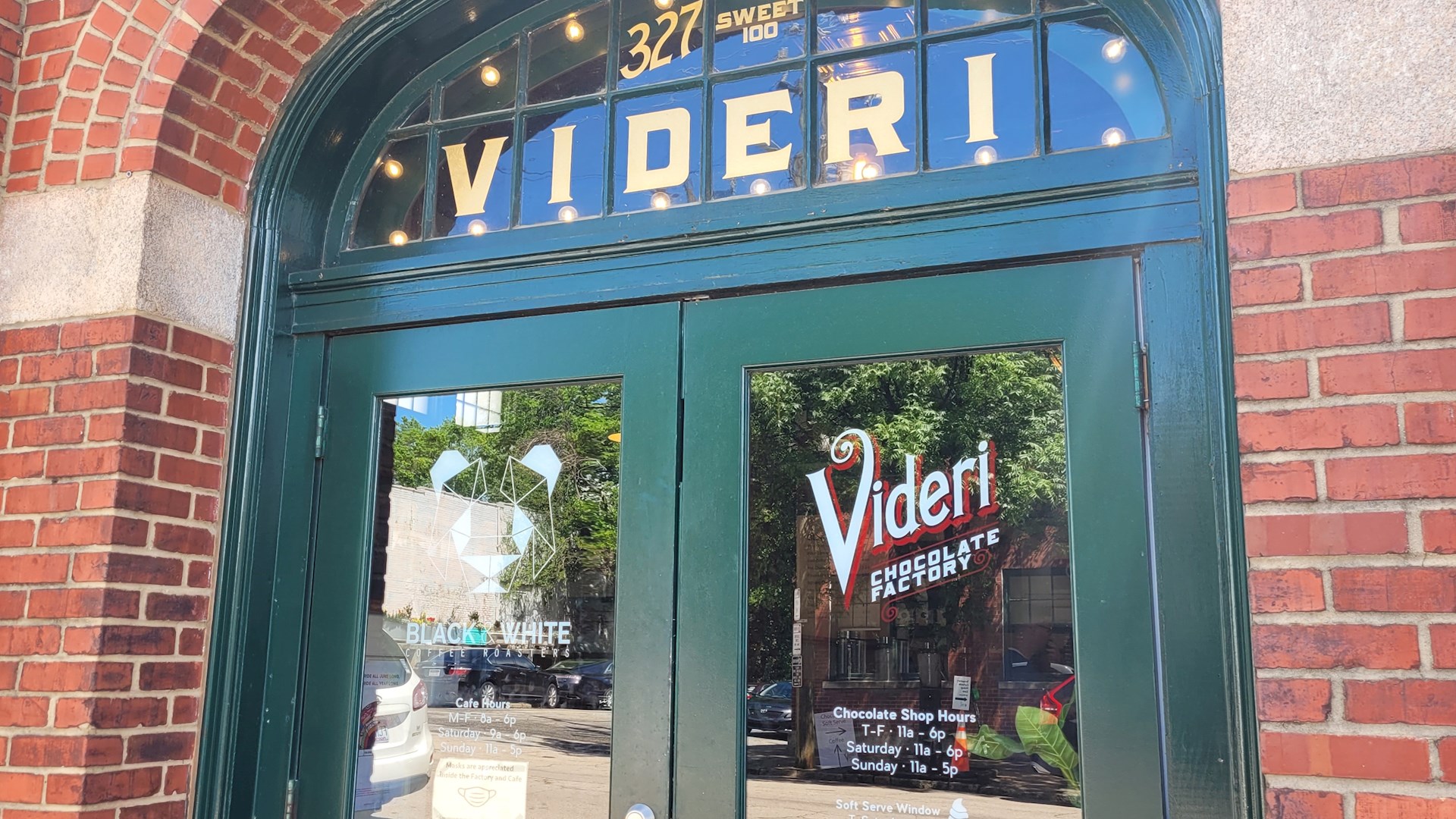 Videri spreads a love of chocolate, from bean to bar