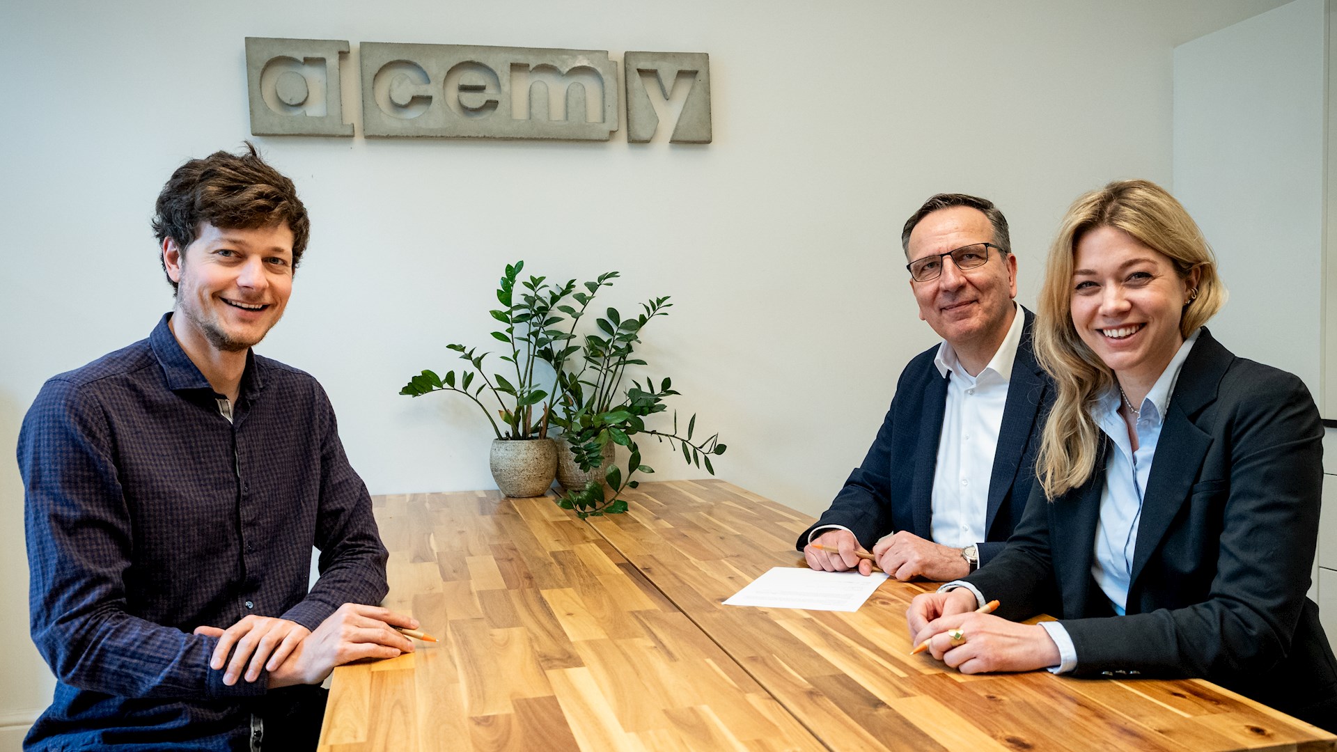 ABB and Alcemy collaborate to bring AI-driven quality control to cement production