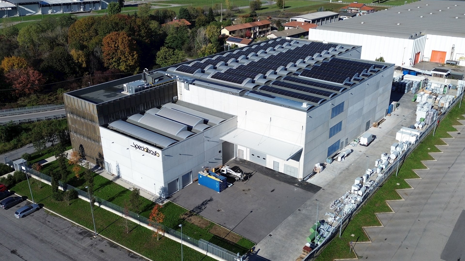 ABB acquisirà Specialtrasfo per supportare l’elettrificazione industriale con un’offerta di trasformatori su misura