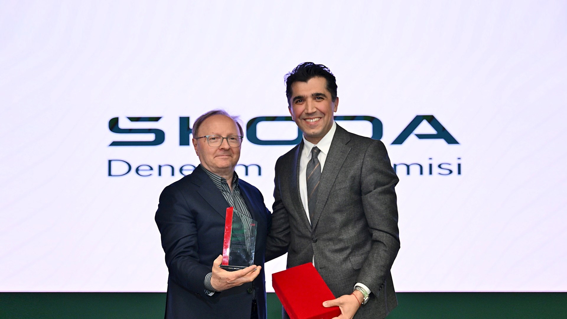 ABB ve Yüce Auto-Škoda, Mobil Hızlı Şarj Çözümü alanında önemli bir iş birliğine imza attı