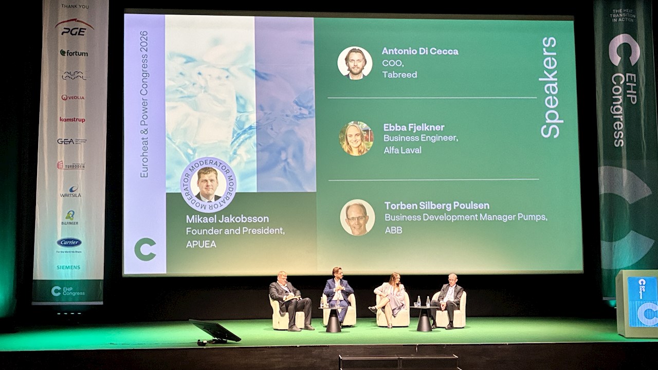 Torben Poulsen participating in a panel discussion at the Euroheat & Power Congress 2026 in Krakow.