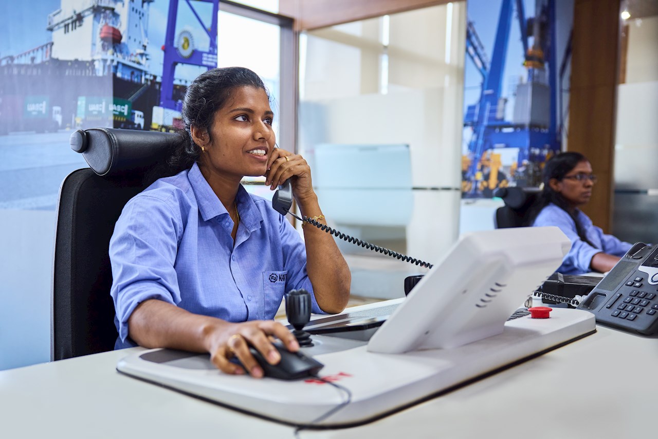  Remote operations increase safety, support new talents 
and bring more female into the operation. Image credit: ABB