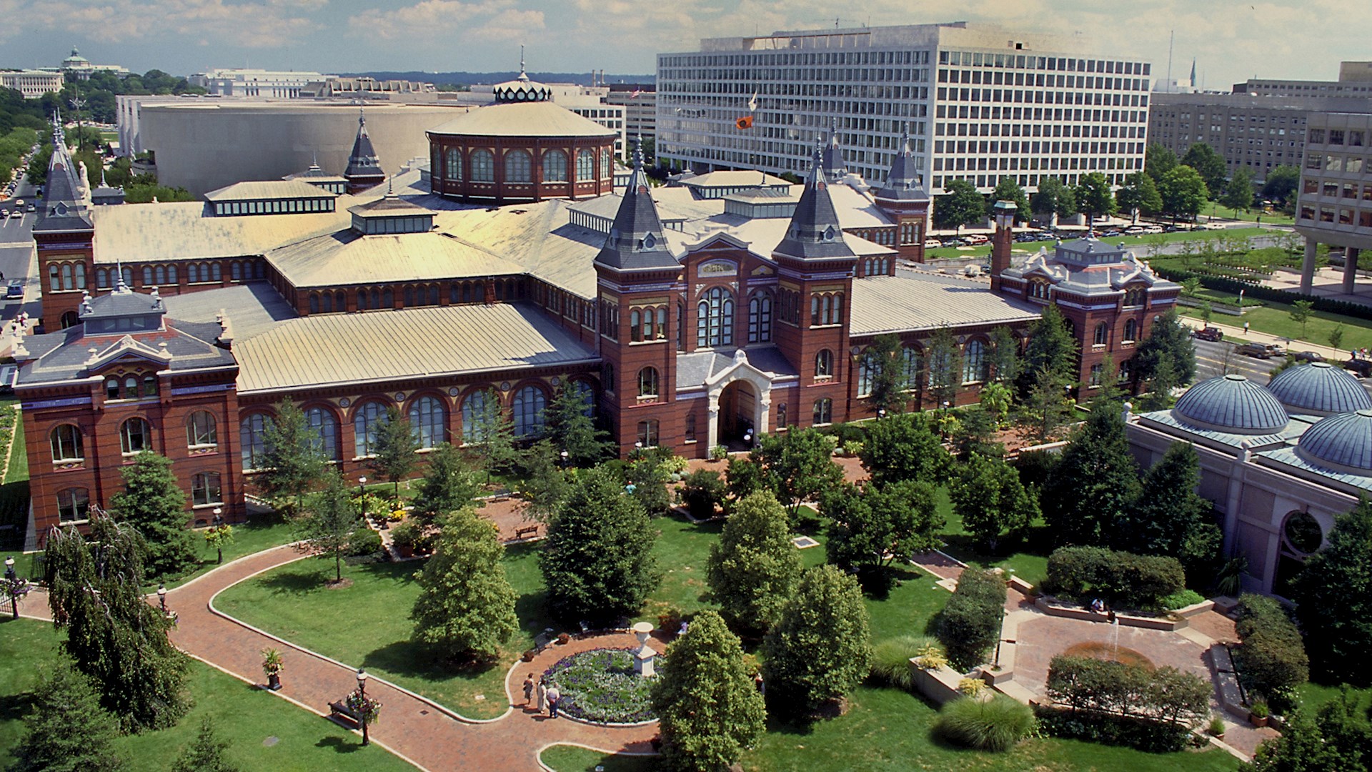 ABB modernizes Smithsonian’s electrical systems as the United States marks 250 years 