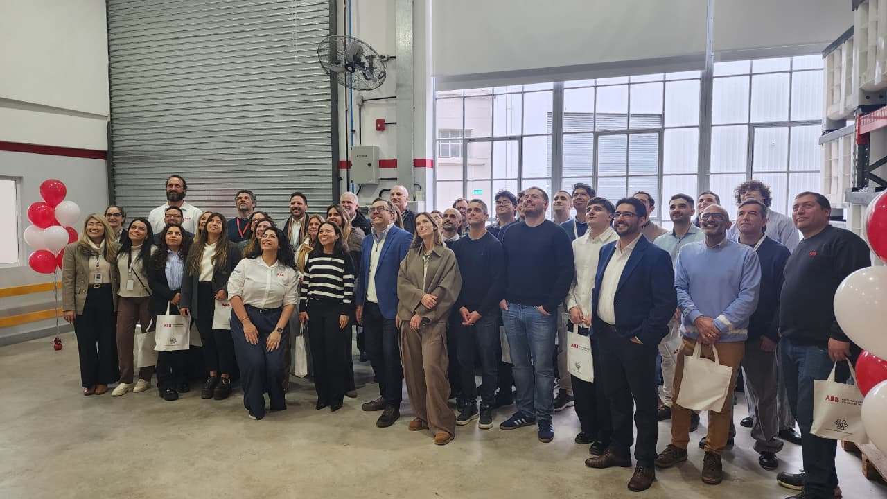 Las nuevas oficinas de ABB Robotics en Buenos Aires cuentan con espacios para capacitación, demostraciones y desarrollo de soluciones junto a clientes y partners.