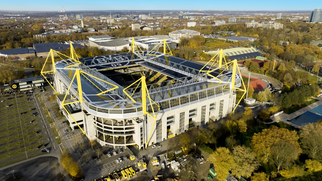 Der SIGNAL IDUNA PARK zeigt, wie intelligentes, ISO 50001-zertifiziertes Energiemanagement und Gebäudeautomation die Modernisierung bestehender Infrastruktur unterstützen können. Quelle: BVB